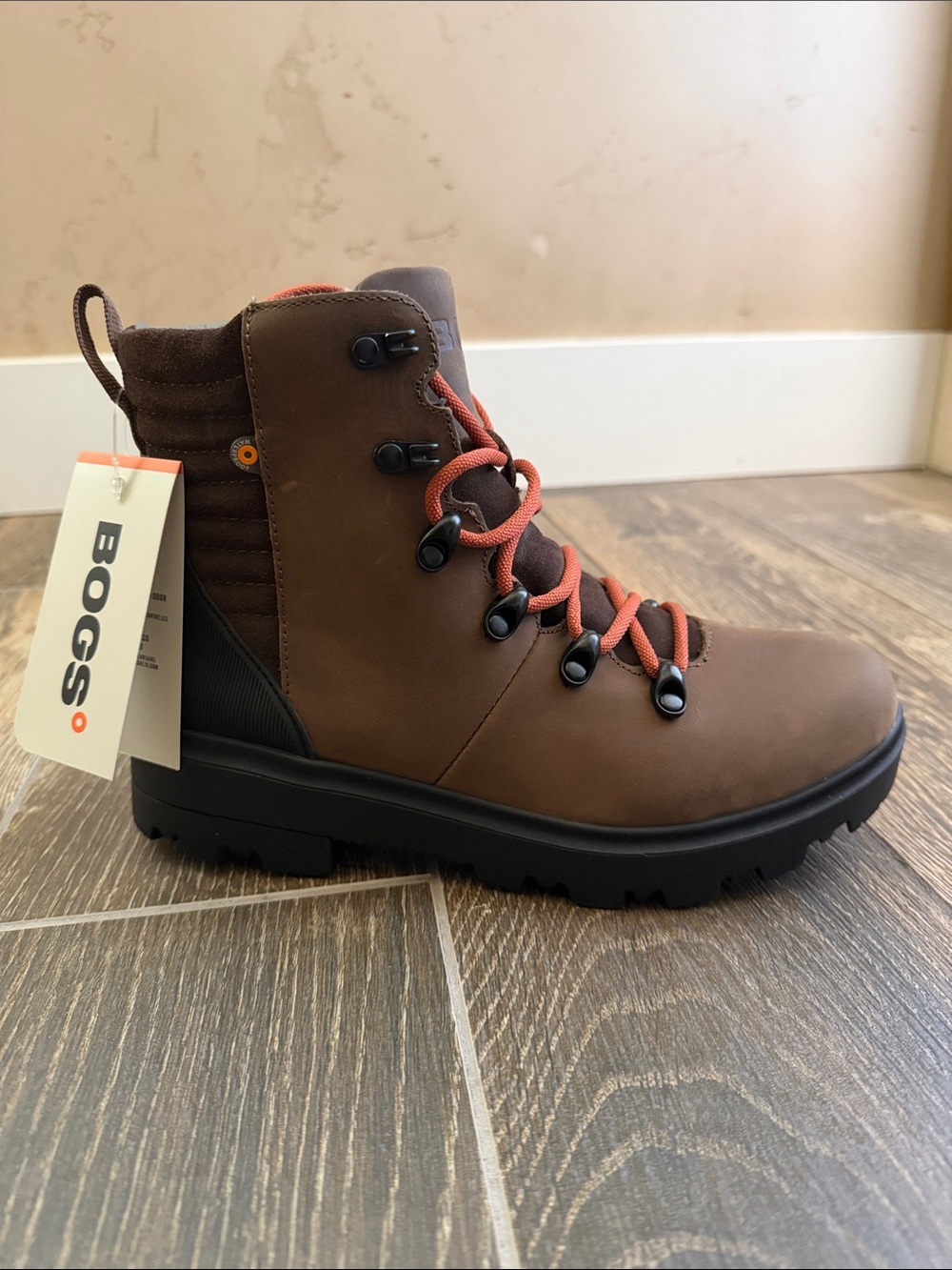 BOGS Women’s Holly Brown Leather Waterproof Lace Boot—7 - Picture 4 of 13
